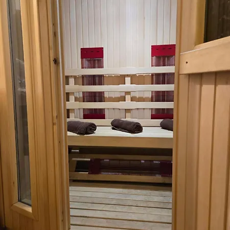 у нико 招待所 *