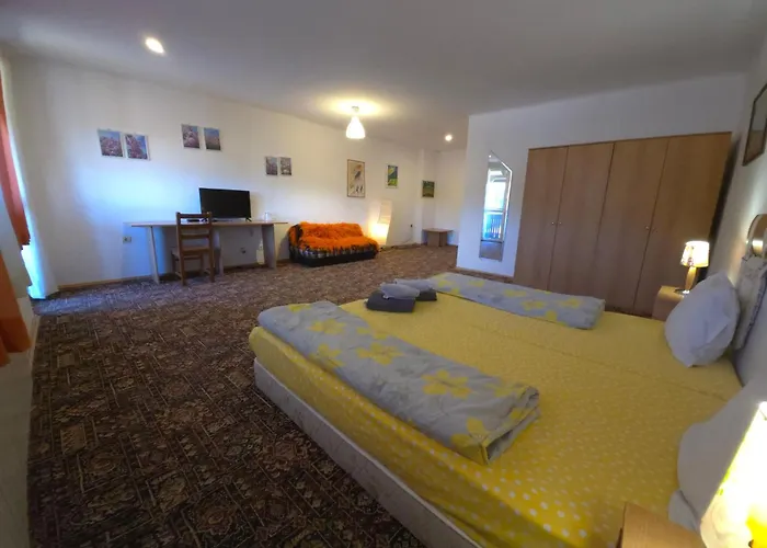 Casa de hóspedes у нико