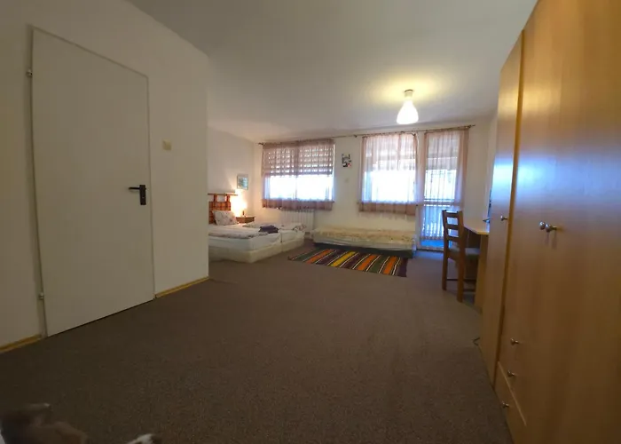 Casa de hóspedes у нико *