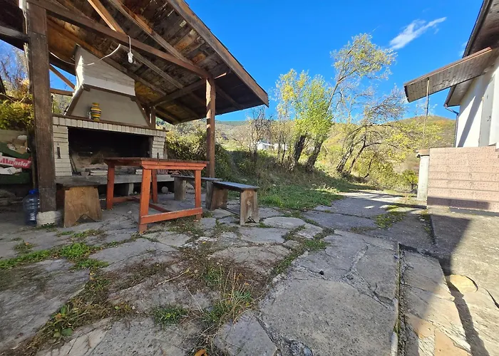 Casa de hóspedes у нико